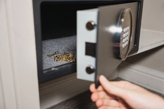 Personal Security in Everyday Life: Real Risks and Practical Solutions