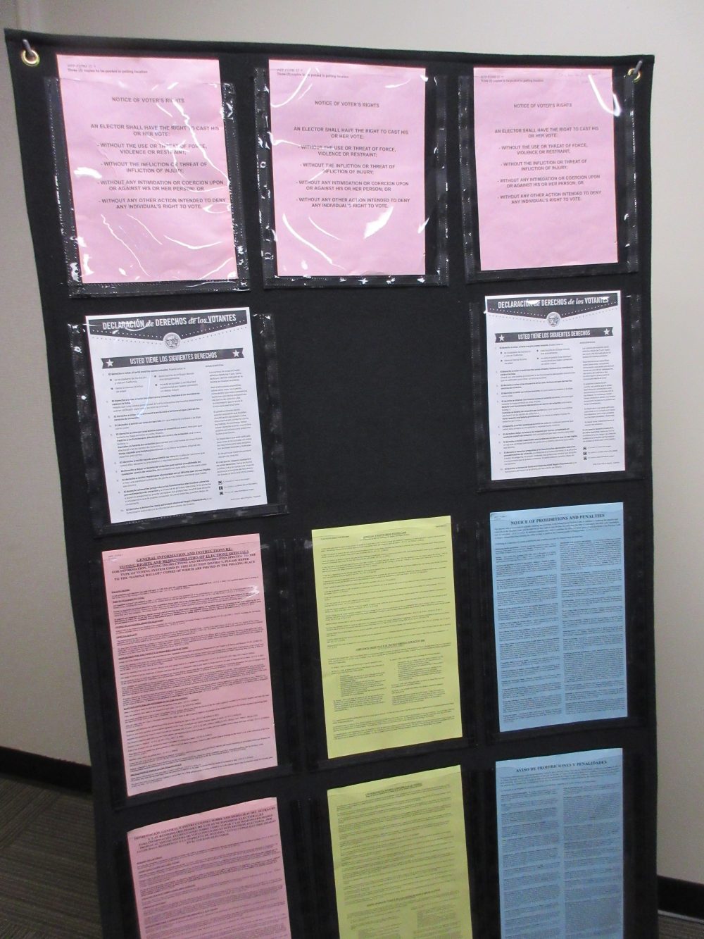 Deluxe Stand-Up Literature Display Kit with All-In-One Banner